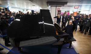 Roma, Aeroporto di Fiumicino Presentazione di "Santa Cecilia al volo" con Antonio Pappano al pianoforte e Carlo Maria Parazzoli al violino ©Musacchio & Ianniello