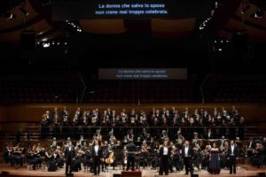 Roma, Auditorium Parco della Musica 20 10 2016 CONCERTO DI INAUGURAZIONE STAGIONE 2016/2017 Beethoven Fidelio in forma di concerto Orchestra e Coro dell'Accademia Nazionale di Santa Cecilia Antonio Pappano direttore Simon O'Neill tenore (Florestano) Rachel Willis-Sørensen soprano (Leonore) Günther Groissböck basso (Rocco) Amanda Forsythe soprano (Marzelline) Sebastian Holecek baritono (Don Pizarro) Maximilian Schmitt tenore (Jaquino) Julian Kim baritono (Don Fernando) Marco Santarelli tenore (Prigioniero I) Antonio Pirozzi basso (Prigioniero II) Ciro Visco maestro del Coro ©Musacchio & Ianniello ******************************************************* NB la presente foto puo' essere utilizzata esclusivamente per l'avvenimento in oggetto o per pubblicazioni riguardanti l'Accademia Nazionale di Santa Cecilia *******************************************************